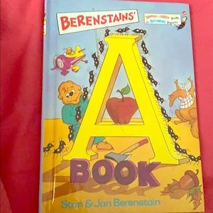 Berenstains A BOOK by Stan & Jan Berenstain